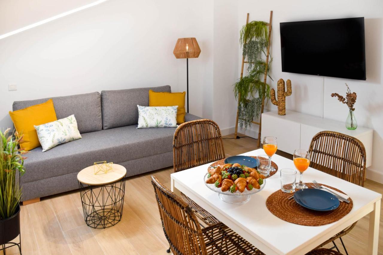 Holidays2Malaga Trinidad Renovated 1 Bedroom Penthouse Close To City Center Eksteriør billede