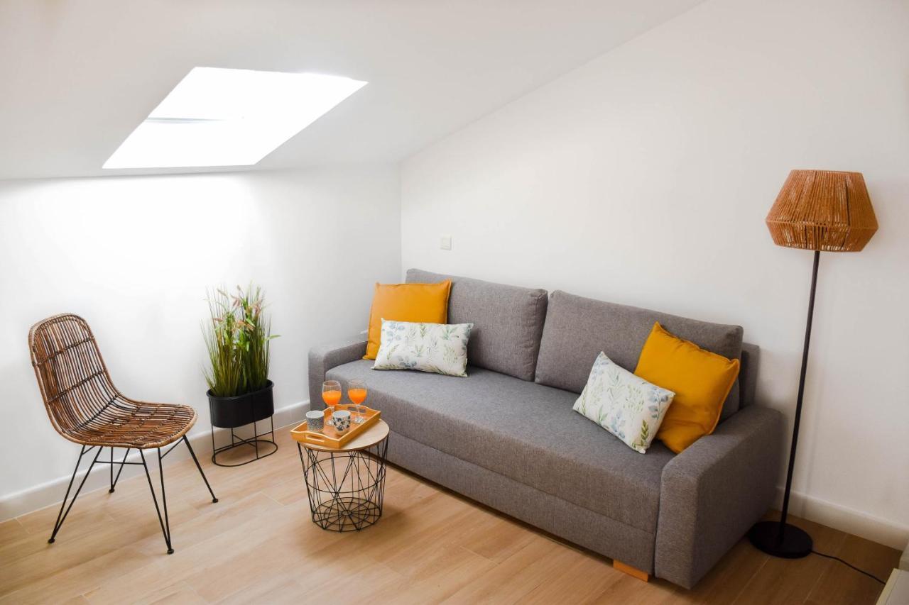 Holidays2Malaga Trinidad Renovated 1 Bedroom Penthouse Close To City Center Eksteriør billede