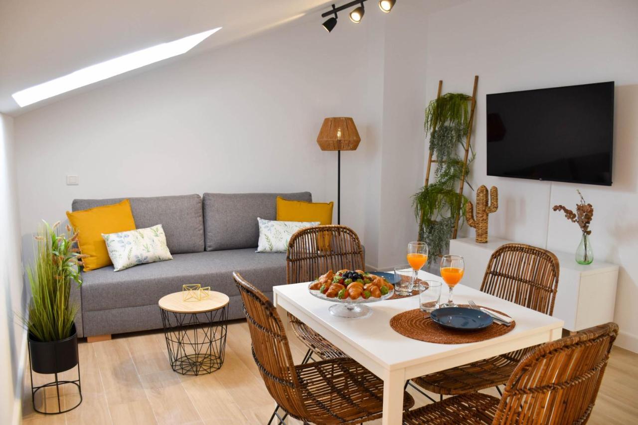 Holidays2Malaga Trinidad Renovated 1 Bedroom Penthouse Close To City Center Eksteriør billede